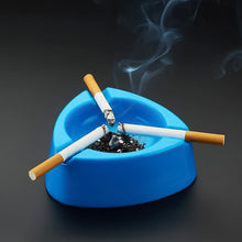 Oblivion Heavy Duty Plastic Ashtray (mix color & 1 Pc)
