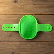 Pet Grooming Bath Brush with Adjustable Hand Strap for Dogs & Cats (1 Pc)
